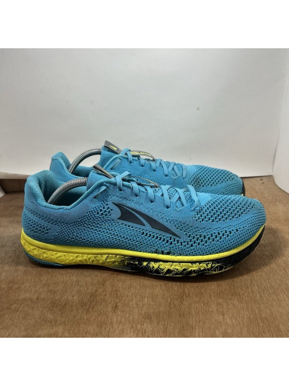 Altra Escalante Racer Mens Size 11 Running Training Shoe ALM1933B108 Blue Yellow